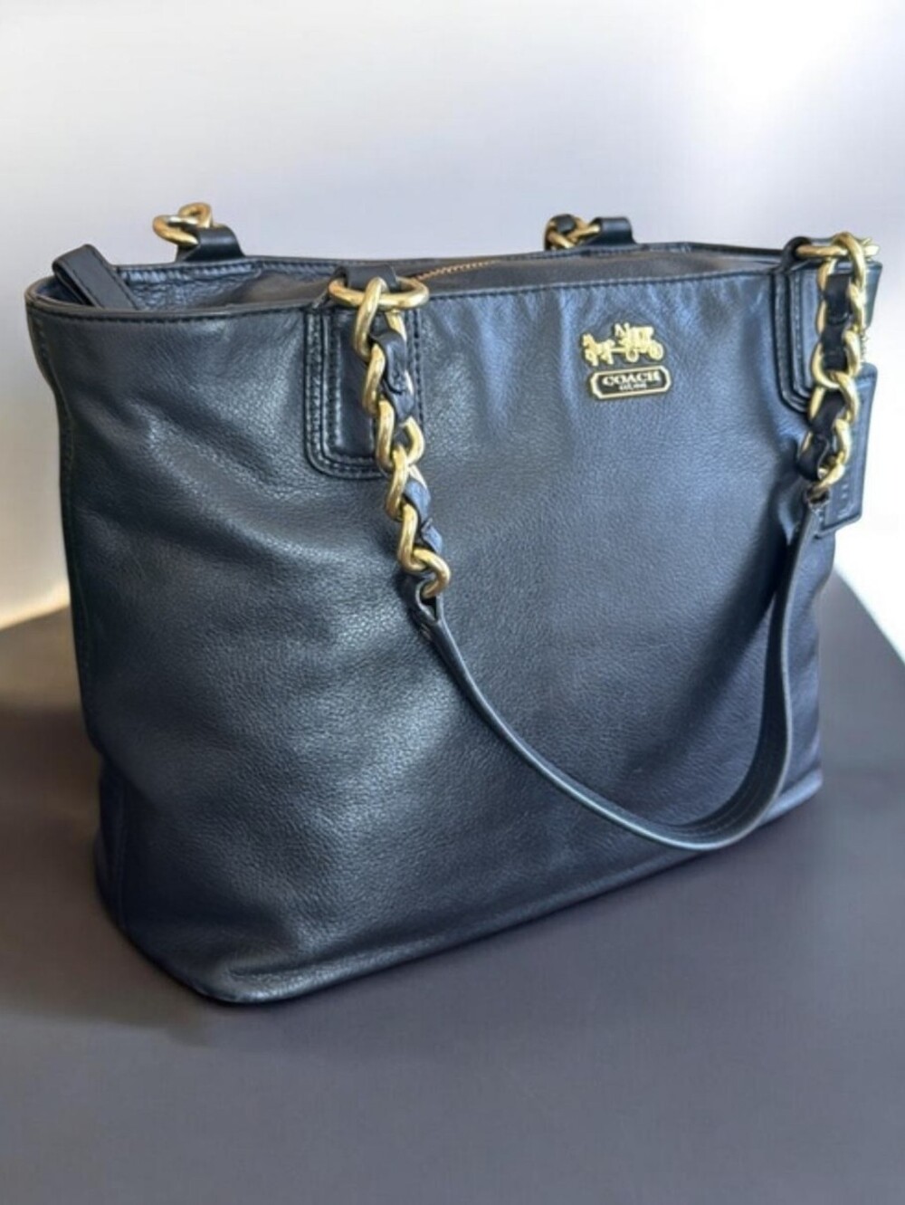 COACH MADISON 🖤💜BLACK💜🖤 PEBBLED LEATHER SHOULDER TOTE BAG 🌟EUC🌟 - Picture 2 of 11